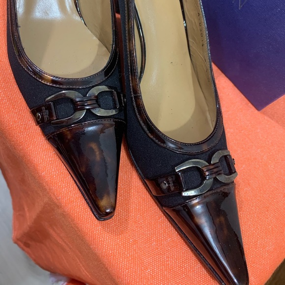 ♥️Stuart Weitzman Pointed Heels Size 8.5US♥️ - Picture 7 of 15